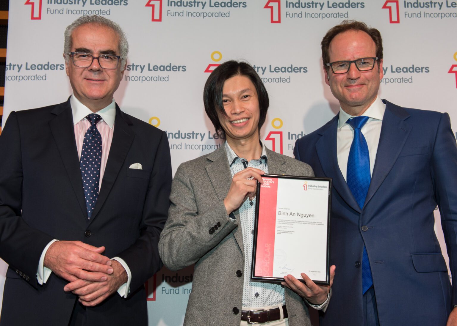 Richard Barrett, Binh An Nguyen, Adrian Tembel